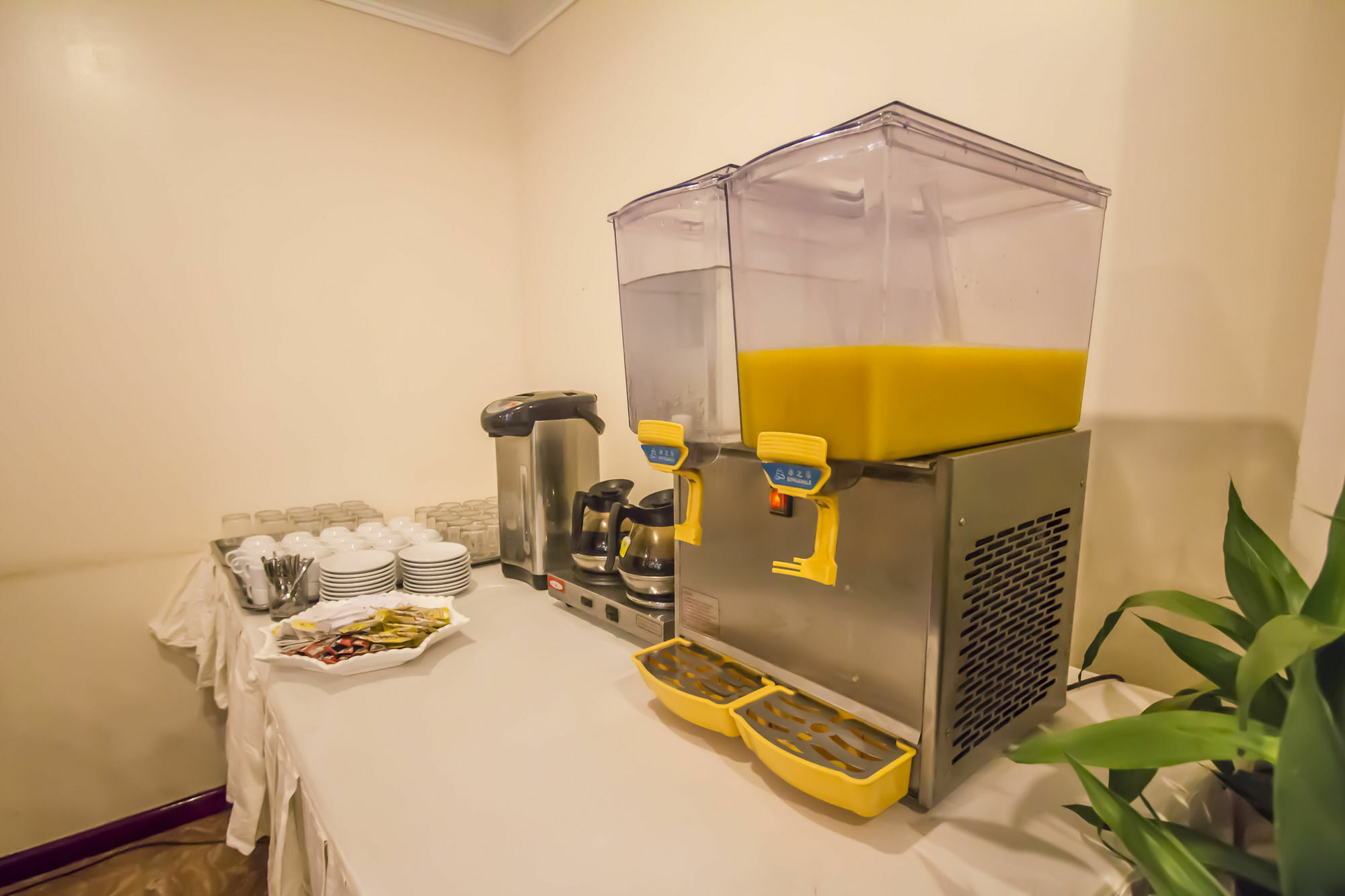 Good Luck Day Hotel & Apartment Phnom Penh Ngoại thất bức ảnh