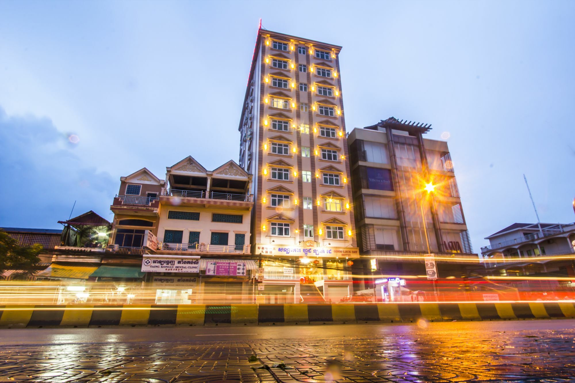 Good Luck Day Hotel & Apartment Phnom Penh Ngoại thất bức ảnh